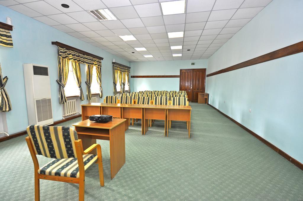 Grand Orzu Hotel Ташкент Екстериор снимка