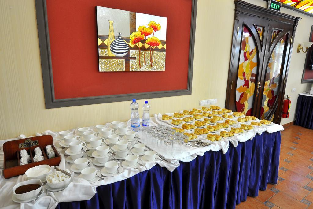 Grand Orzu Hotel Ташкент Екстериор снимка